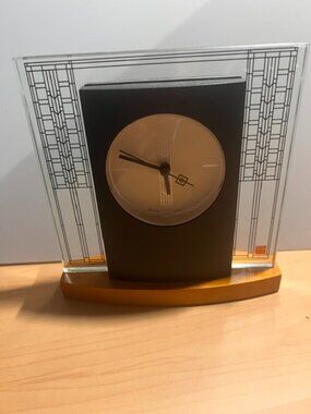 Bulova B7750 Glasner House Frank Lloyd Wright Accent Clock